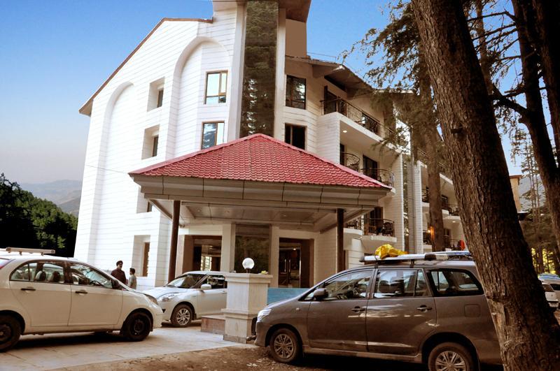 Hotel Trinetar Resorts Batoti Kültér fotó